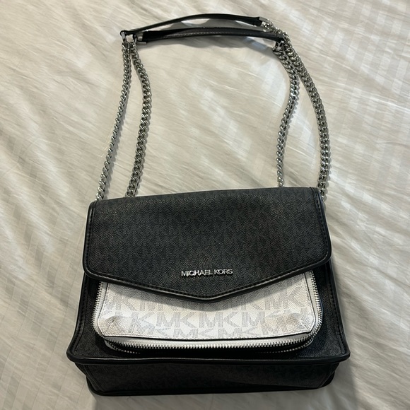 Michael Kors Cross Body Purse - Picture 1 of 4